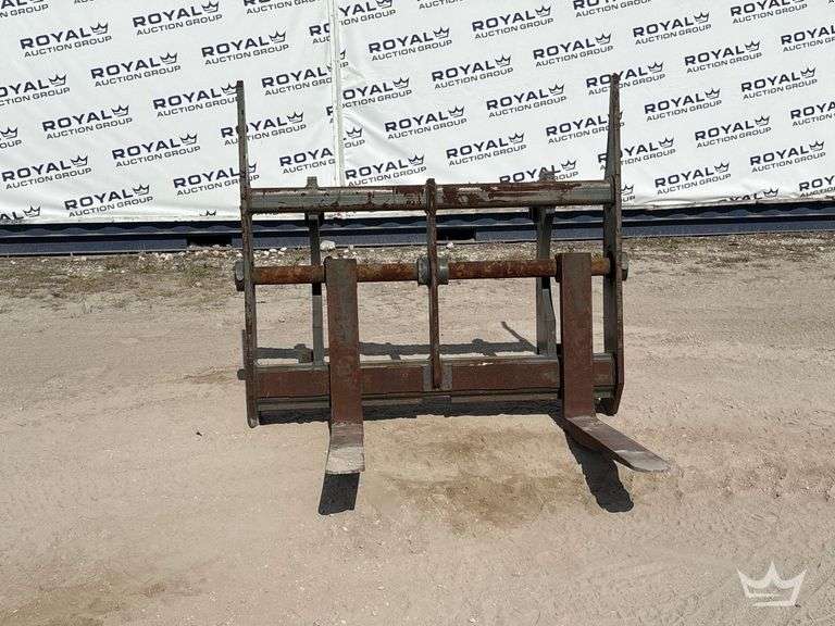 Wacker Neuson 42in. Loader Forks and Frame