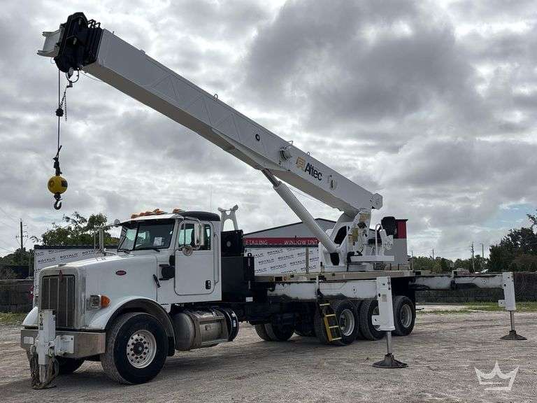 2011 Peterbilt 365 Altec AC38-127S 38 Ton Straight Boom Crane Truck