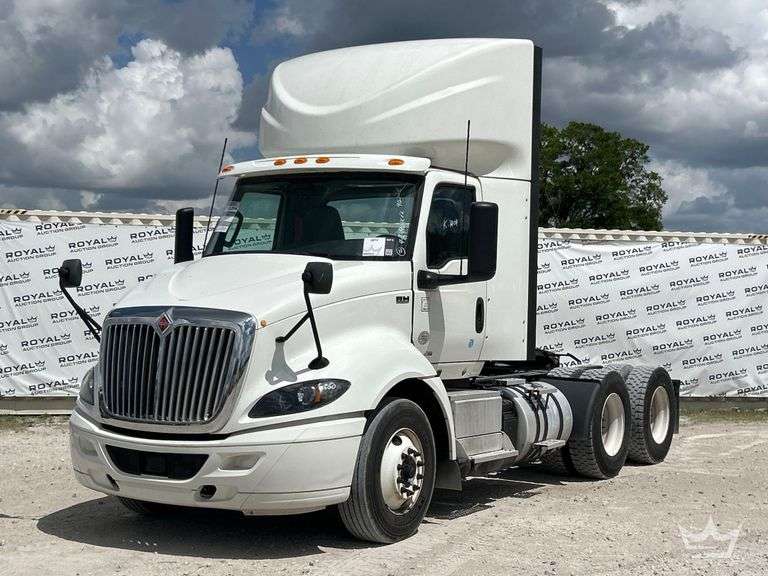 2021 International RH613 T/A Day Cab Truck Tractor
