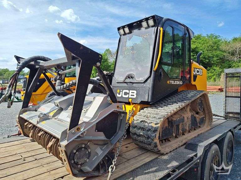 2023 JCB 3TS8T Teleskid High Flow Compact Track Loader Skid Steer w/ 7 Ton Gooseneck Trailer