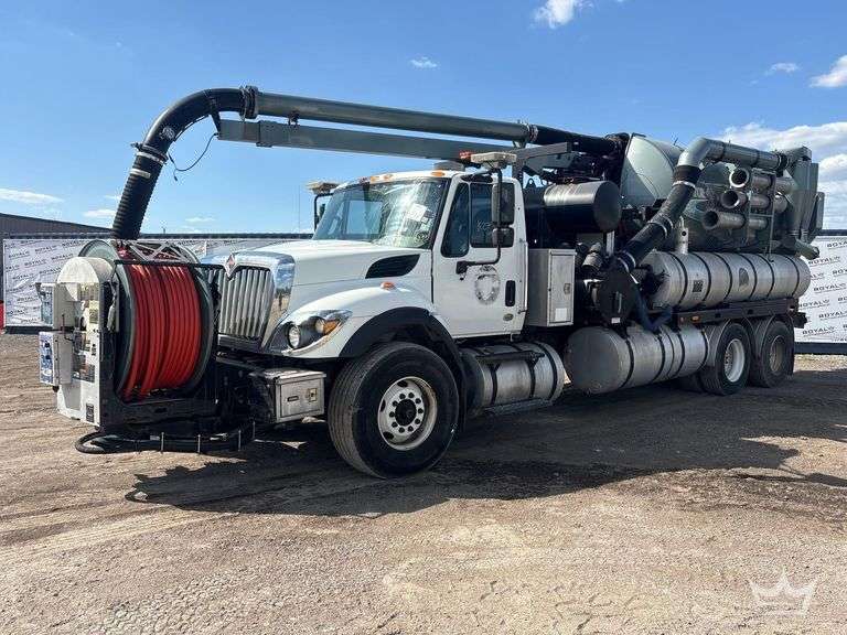 2018 International WorkStar 7500 T/A Vactor 2115P-16 Combination Sewer Jetter Vacuum Truck