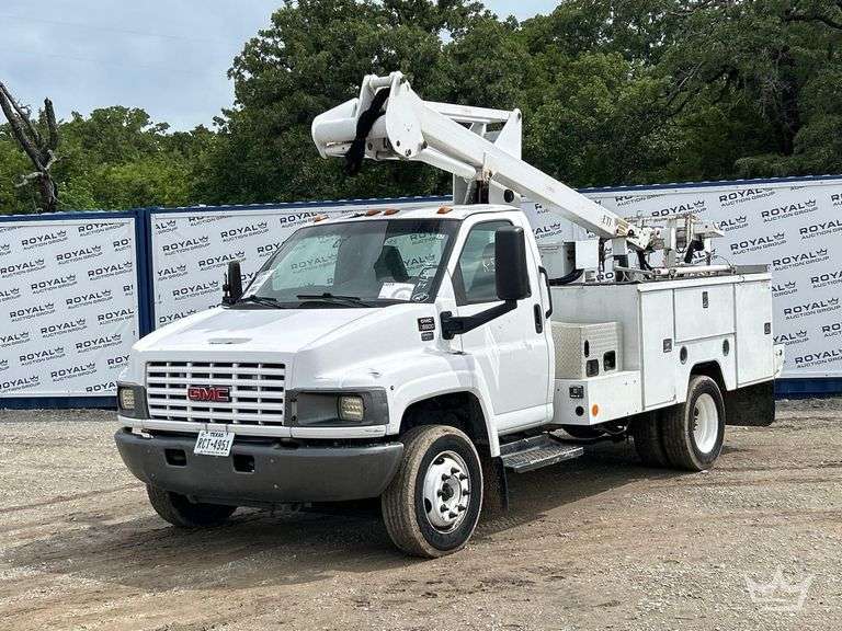 2009 GMC C5500 Palfinger ETC35SNT 35ft. Bucket Truck