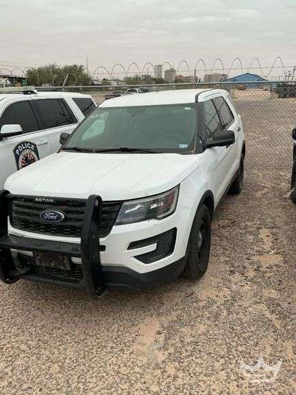 2018 Ford Explorer  AWD SUV