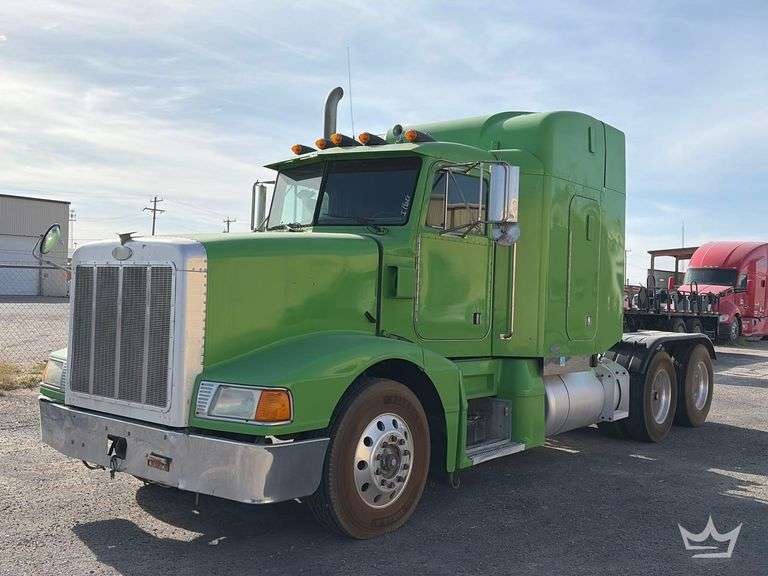 1994 Peterbilt 377 T/A Sleeper Cab Truck Tractor