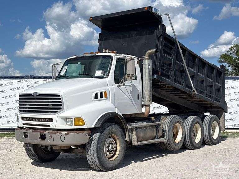 2006 Sterling L9500 Tri-Axle Dump Truck