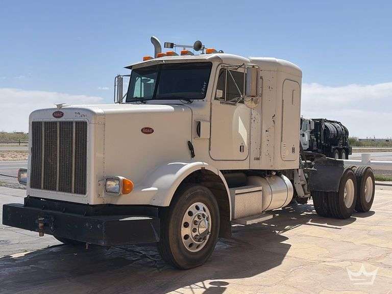 2001 Peterbilt 378 T/A Wet Kit Sleeper Cab Truck Tractor
