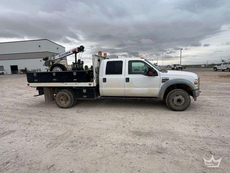 2010 Ford F-550 Auto Crane EHC32 3,200lb. Crane Utility Service Truck