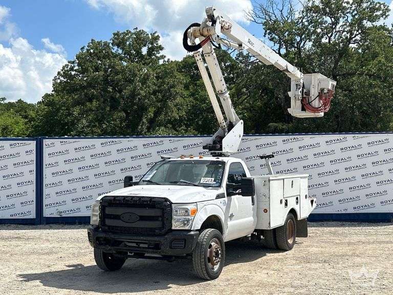 2012 Ford F-550 4x4 Altec AT37G 37ft. Bucket Truck