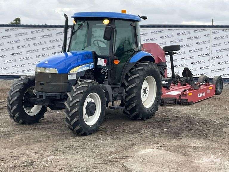 2009 New Holland TD5050 4WD 94HP Utility Tractor w/ Bush Hog 2710 Rotary Brush Cutter Attachment