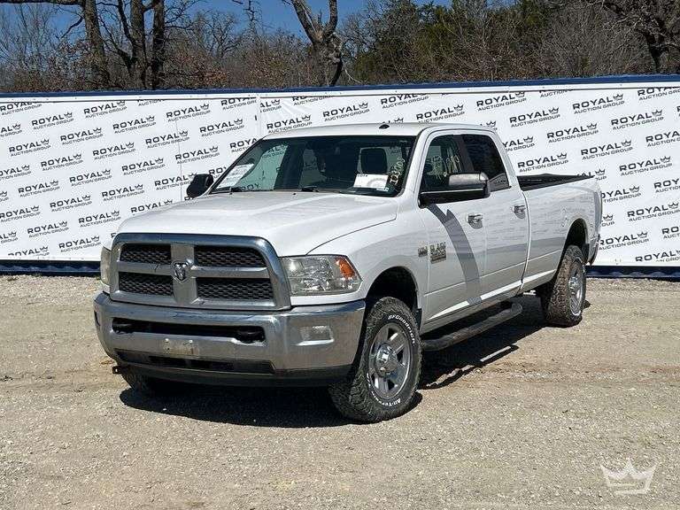 2014 Ram 2500 4x4 Crew Cab Pickup Truck