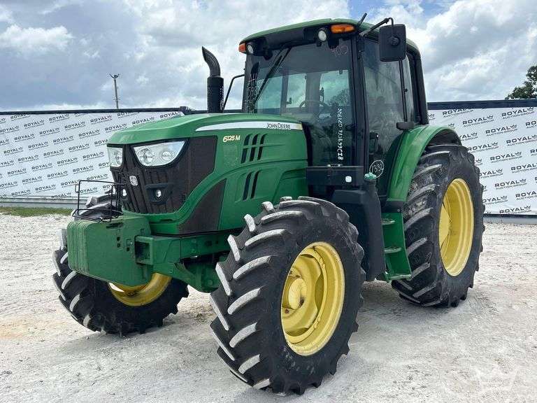 2014 John Deere 6125M 125HP 4WD Agricultural Tractor