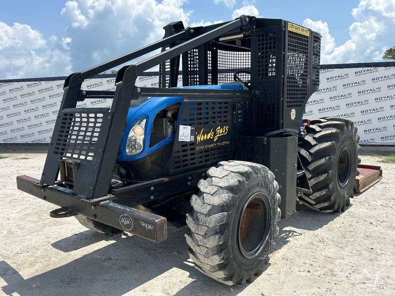 2018 New Holland TS6.120 4WD 118HP Forestry Agricultural Tractor w/ Brush Cutter