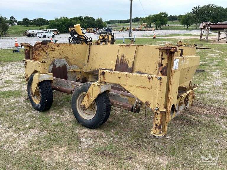 T/A Aggregate Spreader Box Wheel Loader Attachment