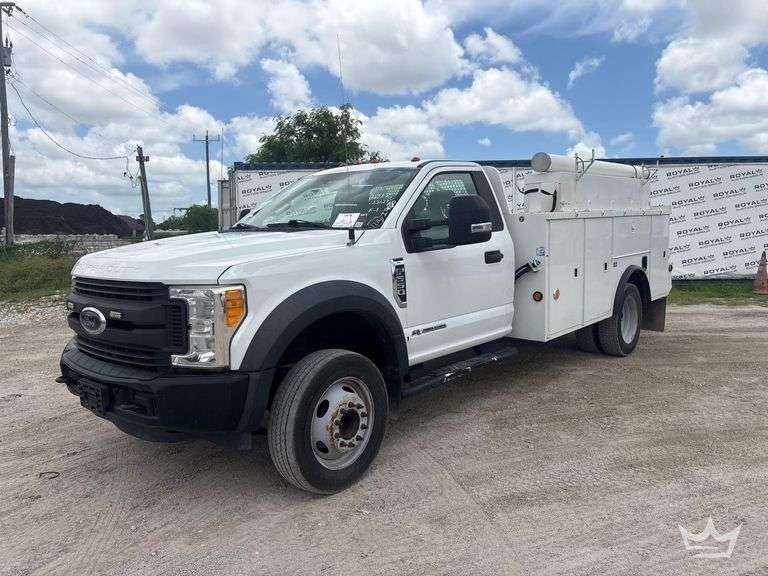 2017 Ford F-550 Altec Service Truck