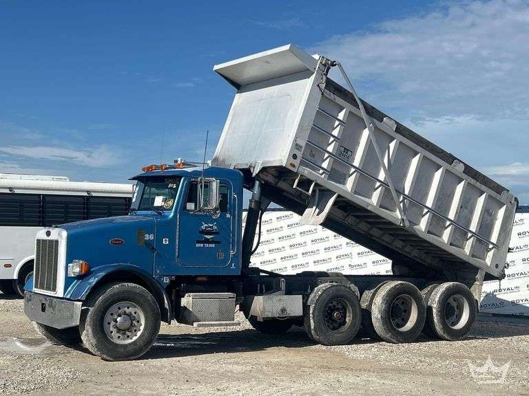 1999 Peterbilt 357 Tri-Axle Dump Truck