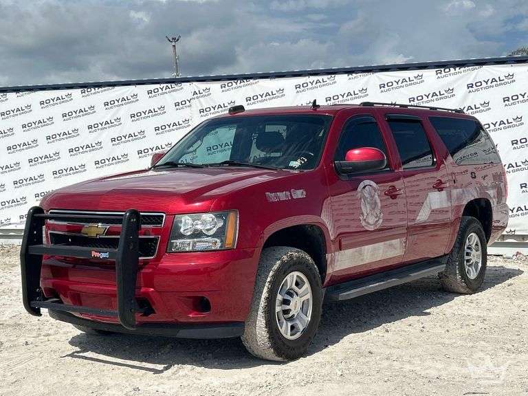 2013 Chevrolet Suburban SUV