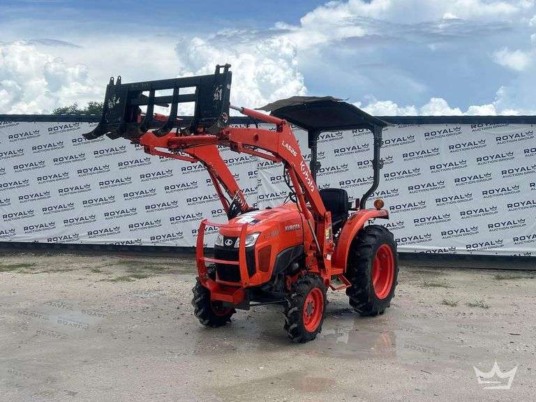 2020 Kubota 3901DT 4WD 37HP Utility Loader Tractor