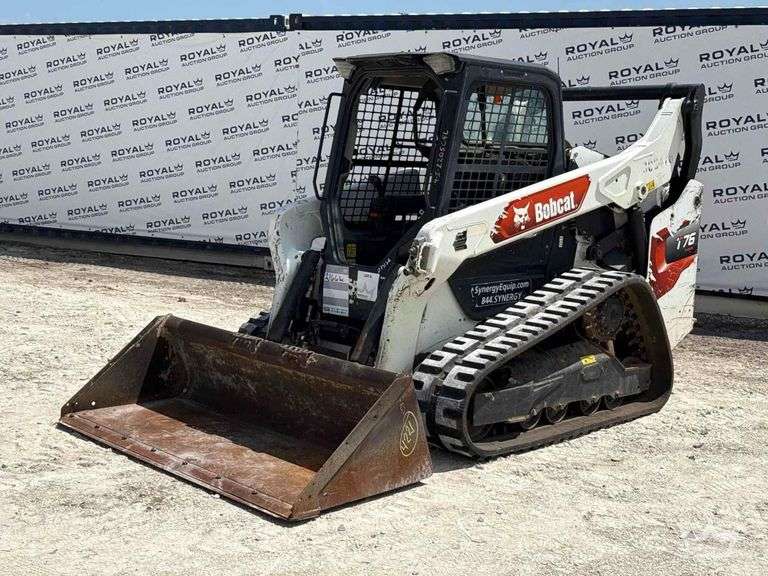 2022 Bobcat T76 Compact Track Loader Skid Steer
