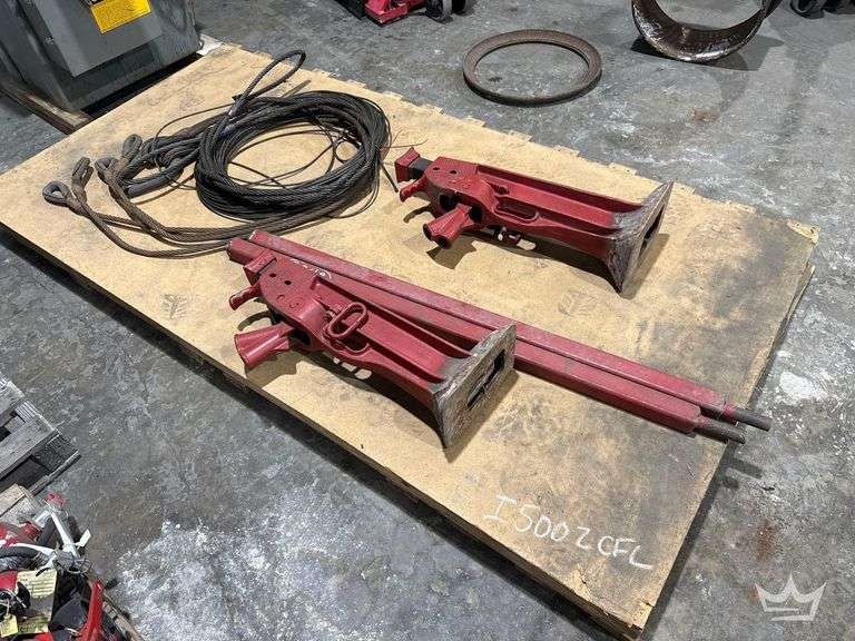 Pallet of Farm Jacks and Lifting Cable