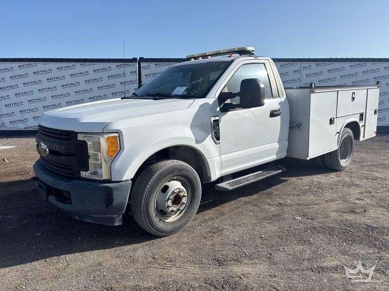 2017 Ford F-350 Knapheide Service Truck with Liftgate