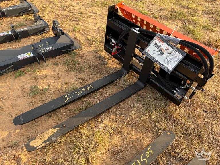 Wolverine Skid Steer Pallet Forks