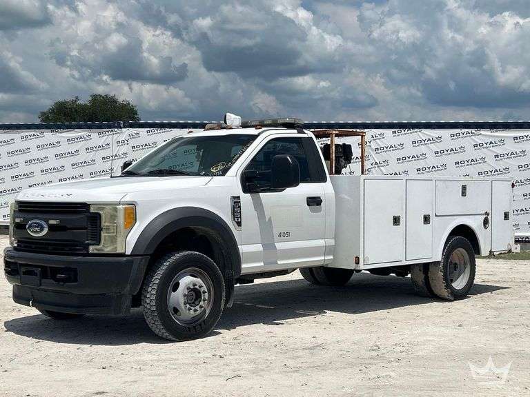 2017 Ford F-550 4x4 Service Truck