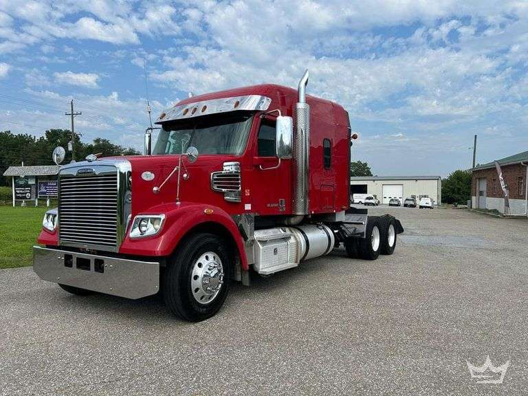 2018 Freightliner Coronado 122SL T/A Sleeper Cab Truck Tractor