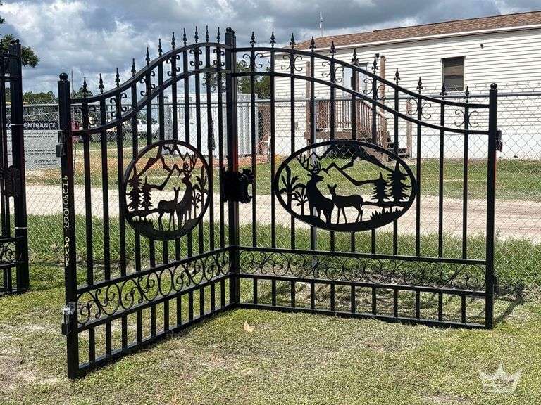 2026 Greatbear 14ft Bi-Parting Iron Gate Deer Style