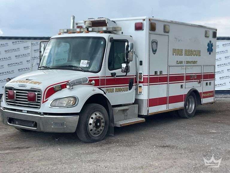 2014 Freightliner M2 106 Ambulance
