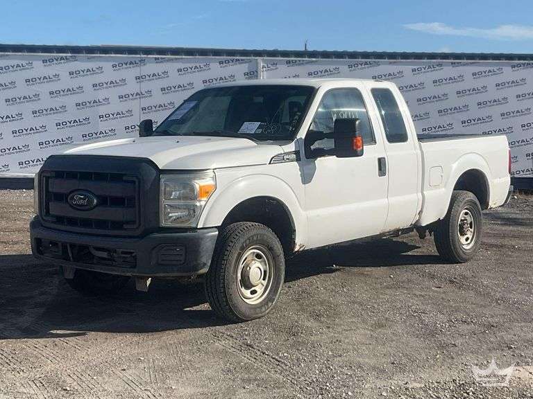 2016 Ford F-250 4x4 Ext. Cab Pickup Truck