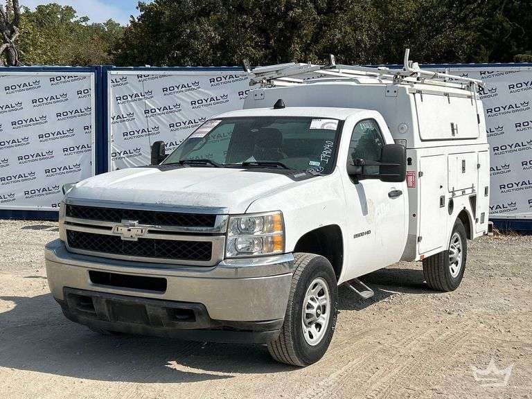 2012 Chevrolet Silverado 2500 Enclosed Service Truck