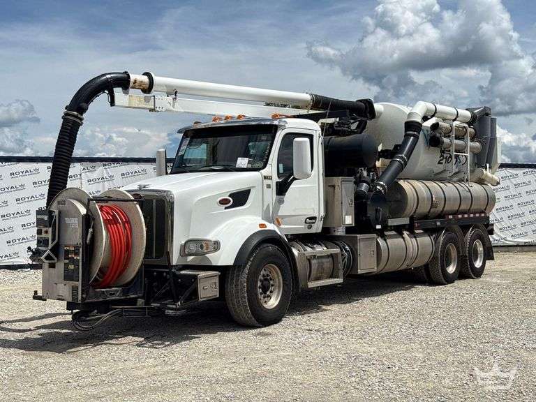 2020 Peterbilt 567 Vactor 2100i Combination Sewer Jetter Vacuum Truck