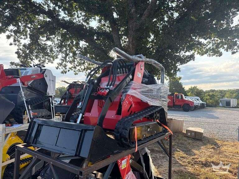 Unused 2026 SDLANCH SSL60 Mini Walk-Behind Track Loader Skid Steer