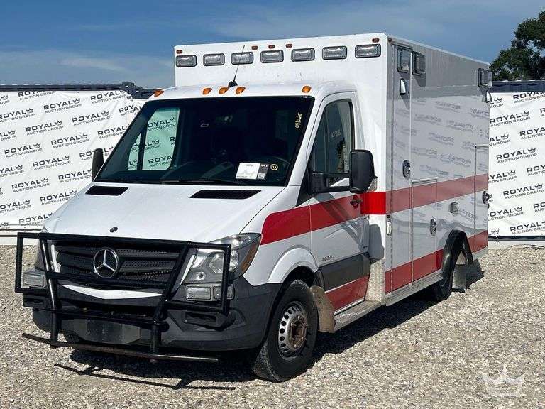 2015 Mercedes Benz Sprinter 3500 Ambulance