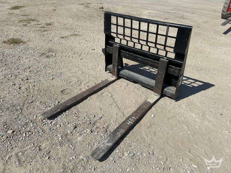 2021 Caterpillar 48in. Loader Forks and Frame Skid Steer Attachment