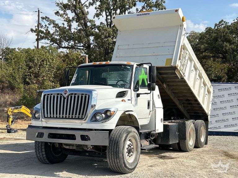 2012 International Work Star 7500 T/A Warren 12/14yd Dump Truck