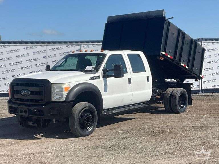 2015 Ford F-450 S/A Crew Cab Landscape Dump Truck