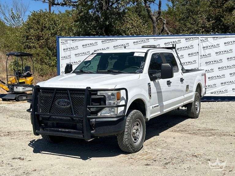 2021 Ford F-250 4x4 Crew Cab Pickup Truck