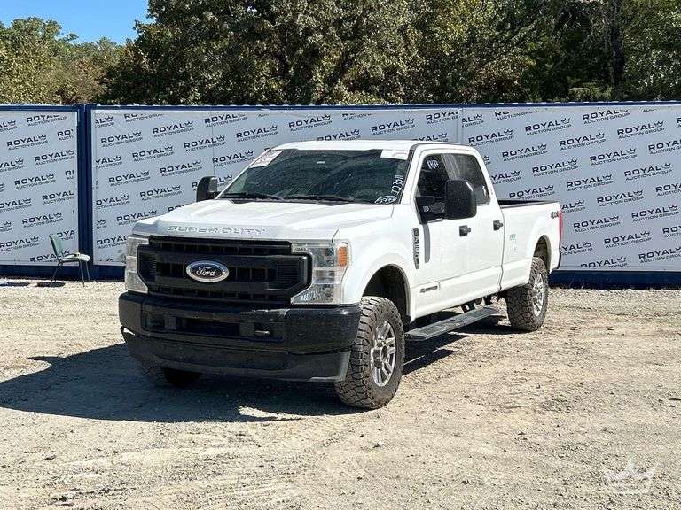 2021 Ford F-250 4x4 Crew Cab Pickup Truck