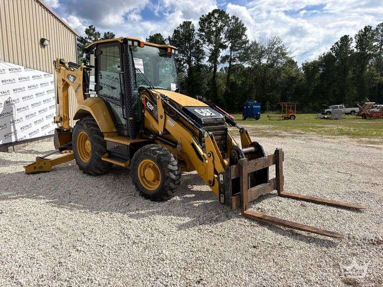 Caterpillar 420F2 4x4 Loader Backhoe