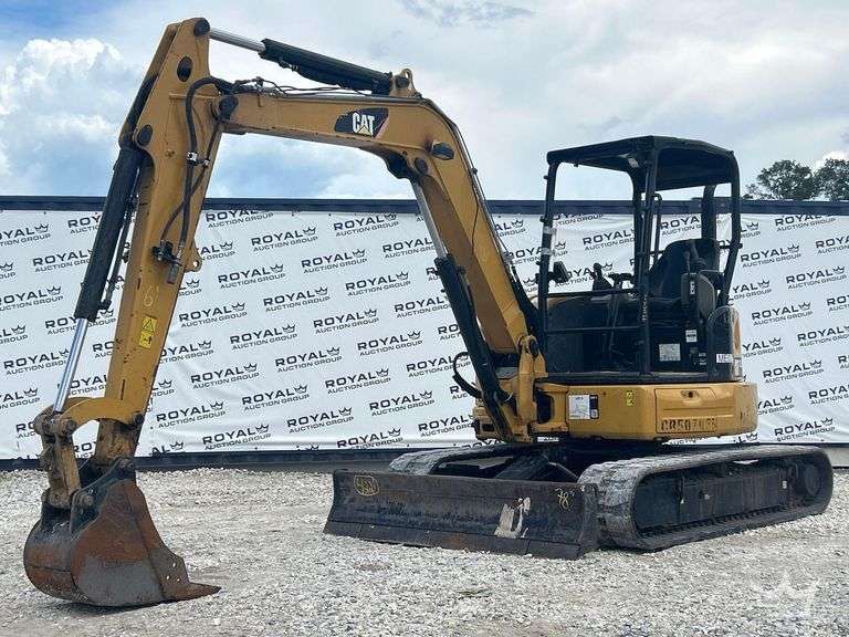 2019 Caterpillar 305.5E2 CR Mini Excavator