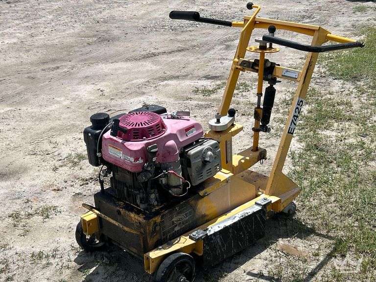 Smith LNX8 Line Stripe Remover Machine