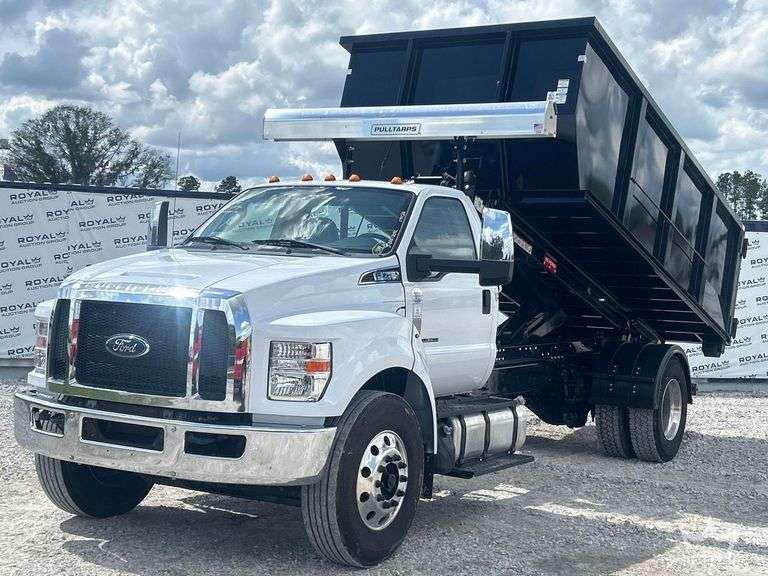 2019 Ford F-750 S/A Dump Truck