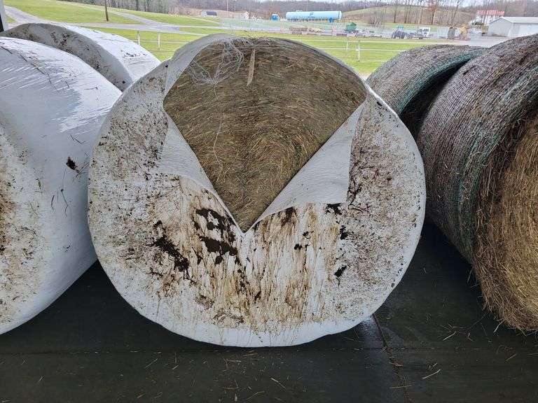 2 Round Bales 3rd Grass (4x4.5) Dry Wrapped