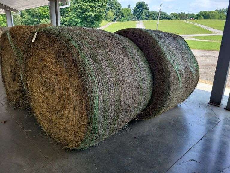 2 Round Bales 1st Timothy Orchard Grass Mix (4x5)