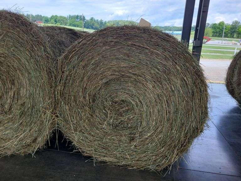 2 Round Bales 1st Mix (4x5) Stored Inside