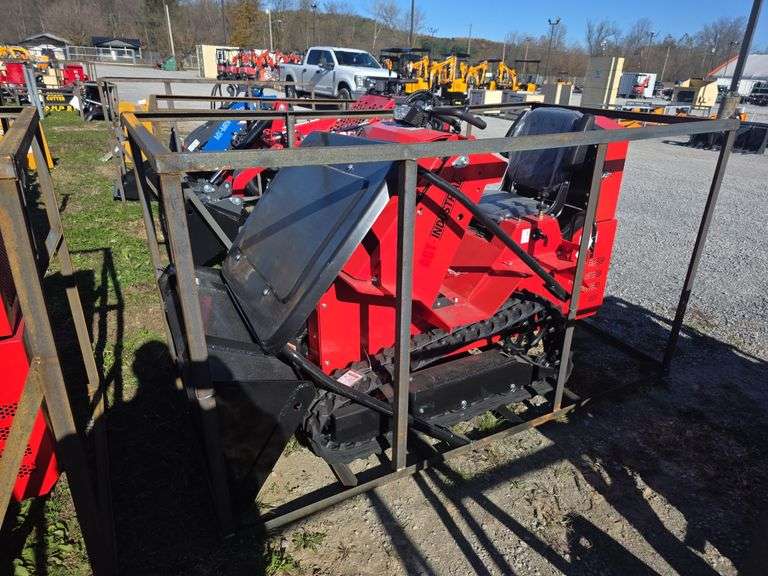 CFG SDA-140T Seated Mini Skid Loader w/ Canopy
