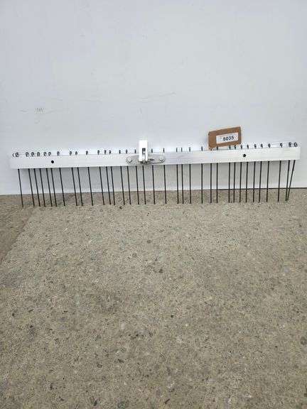WIRE COMB HEAD FOR BROOM