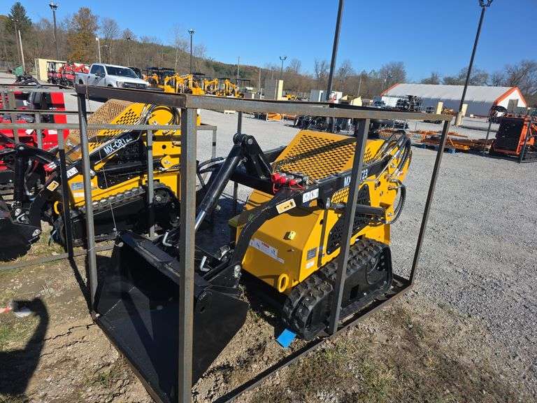 CFG MX-CRT23 Mini Skid Loader
