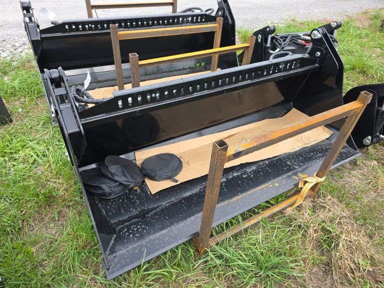 Future Skid Loader 72" 4 in 1 Bucket